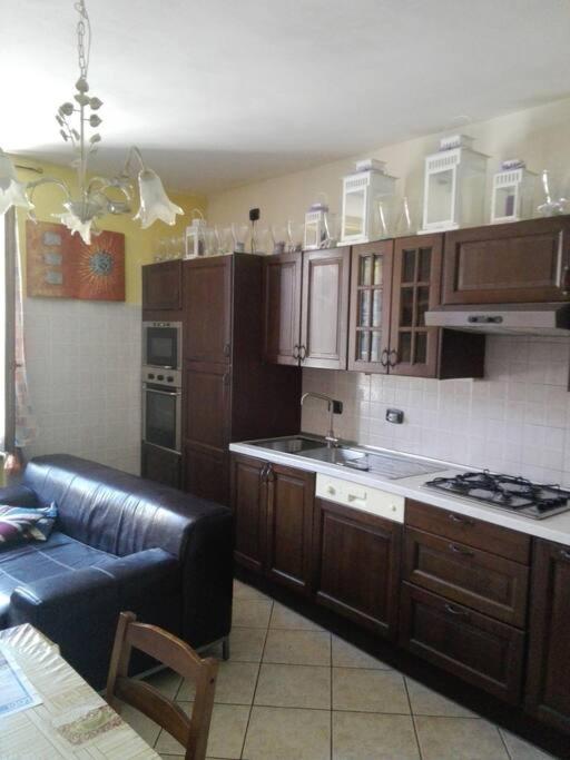 Appartamento In Cascina Lombarda Caselle Lurani Luaran gambar